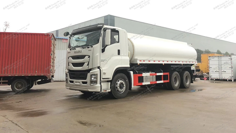 Грузовик isuzu 4x2 спринклер 