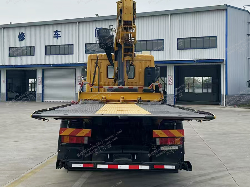 Huashen T5 Wrecker с краном