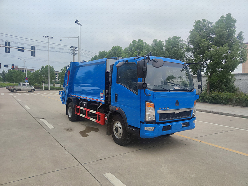 HOWO 14M3 Compactor Truck 