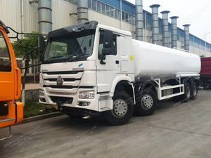 Howo 8x4 30 кубических метров водяной резервуар грузовик